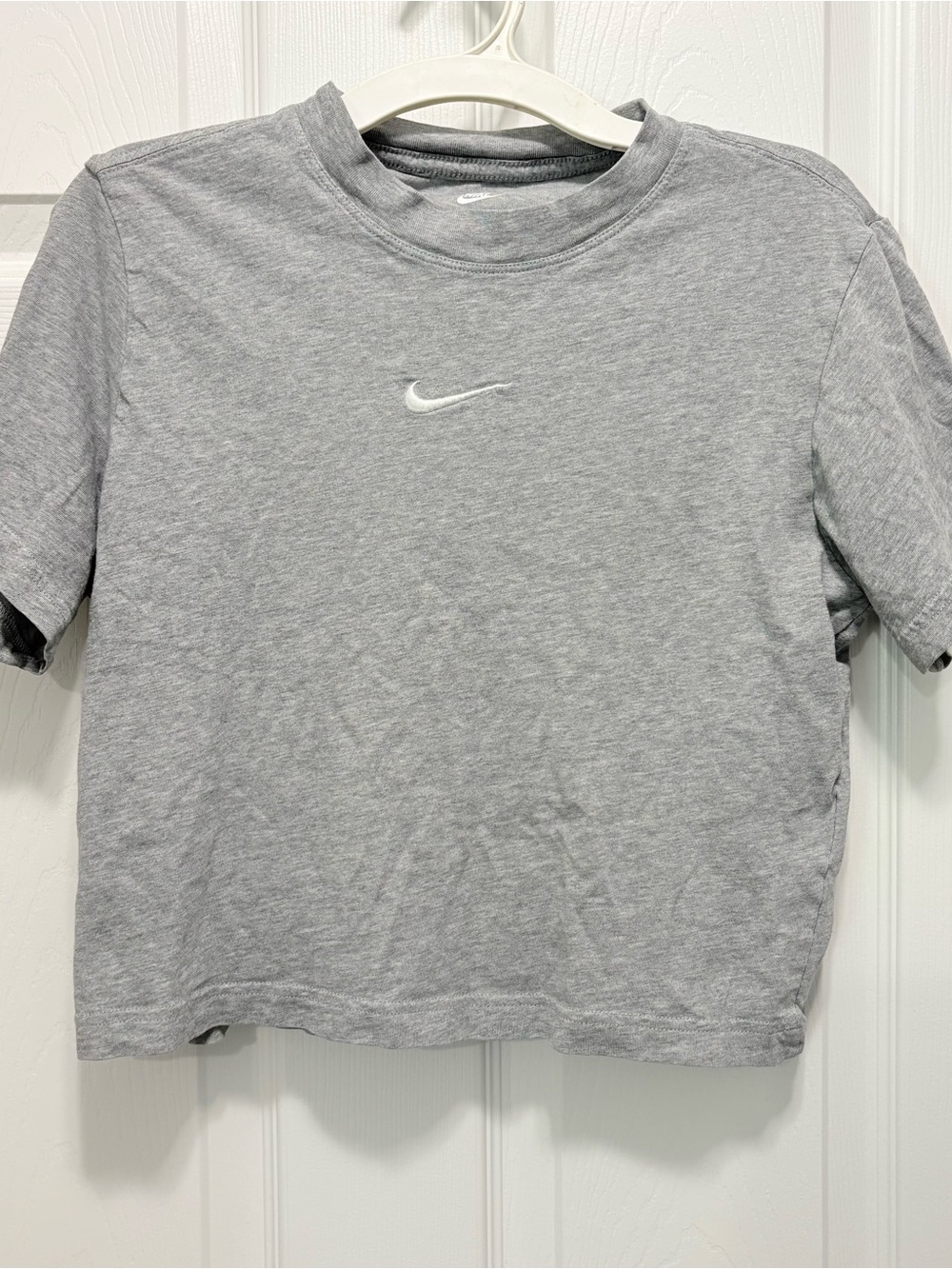 Nike Gray Crewneck Swoosh Short Sleeve Tee